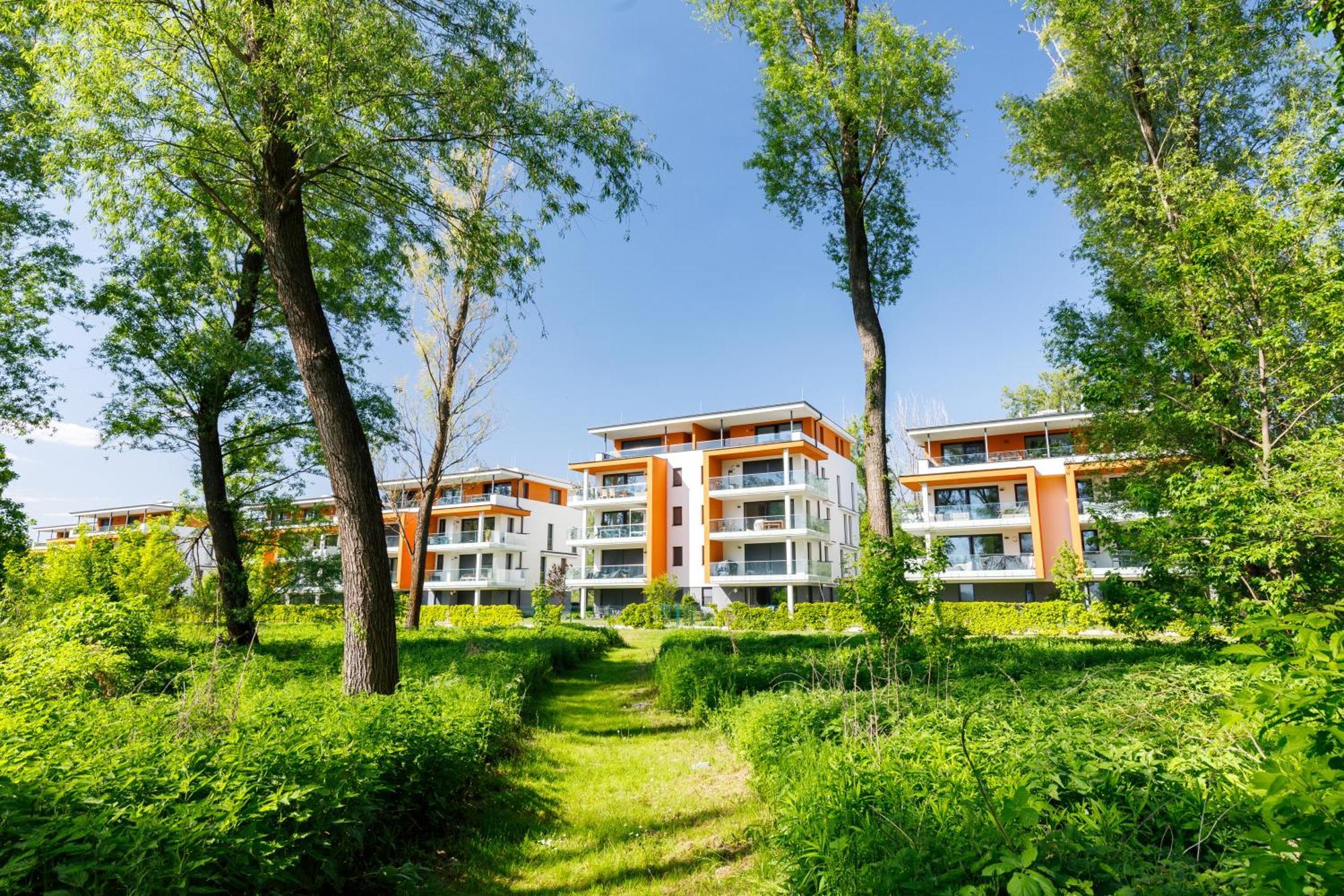 Blue4 Apartment Balatonfuzfo Exterior foto